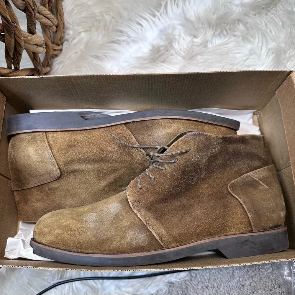 Nisolo men’s Daytripper Chukka Boot in waxed brown new in‎ box